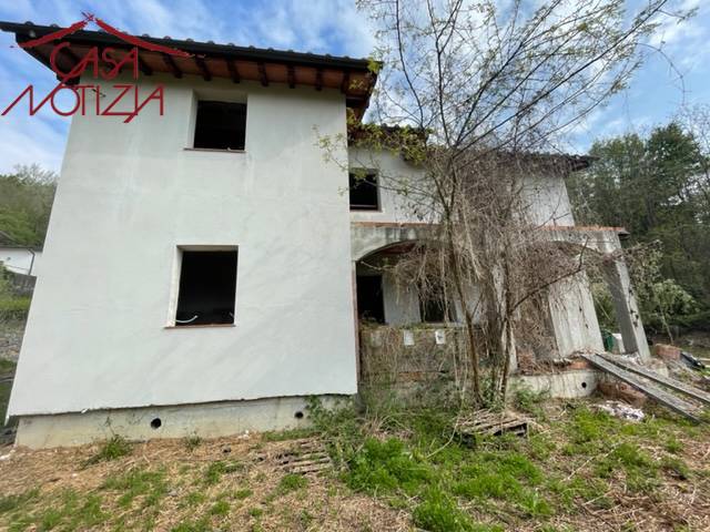 casa indipendente in vendita a Barga in zona Fornaci di Barga