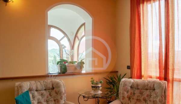casa indipendente in vendita a Barga in zona Albiano