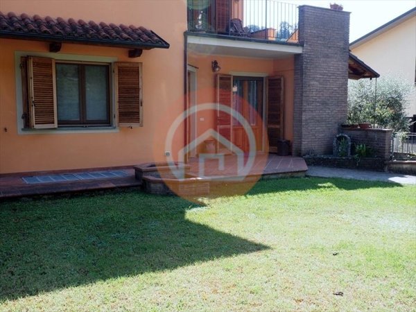casa indipendente in vendita a Barga in zona Fornaci di Barga