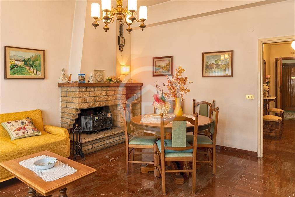 appartamento in vendita a Barga in zona Fornaci di Barga