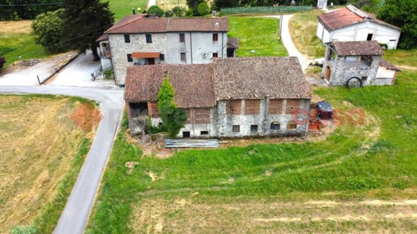 casale in vendita a Barga