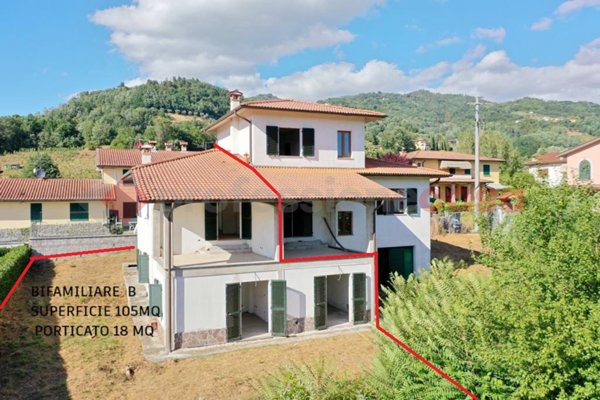 casa indipendente in vendita a Barga in zona Castelvecchio Pascoli