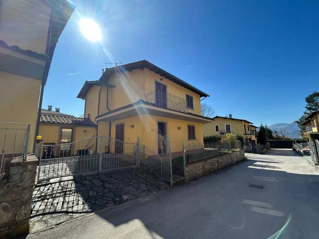appartamento in vendita a Barga