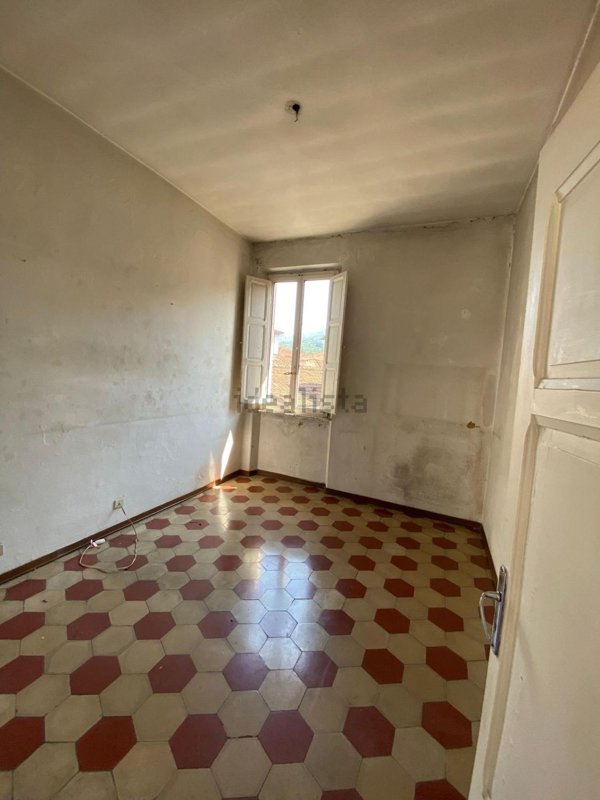 appartamento in vendita a Barga in zona Fornaci di Barga