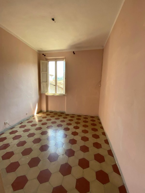 appartamento in vendita a Barga in zona Fornaci di Barga