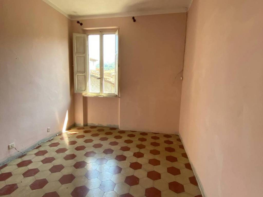 appartamento in vendita a Barga in zona Fornaci di Barga