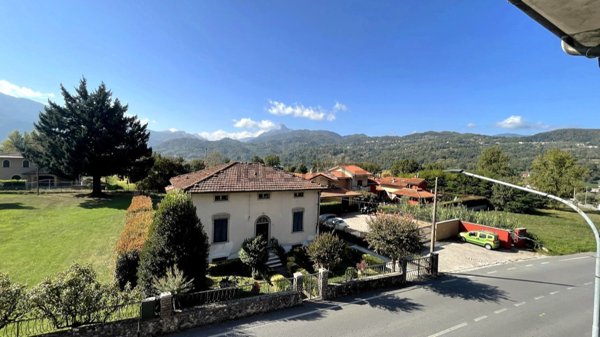 appartamento in vendita a Barga in zona Castelvecchio Pascoli
