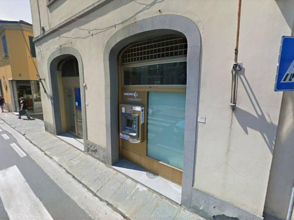 negozio in vendita a Barga