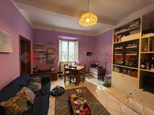 appartamento in vendita a Barga in zona Ponte all'Ania