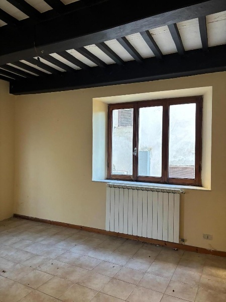 appartamento in vendita a Barga in zona Castelvecchio Pascoli