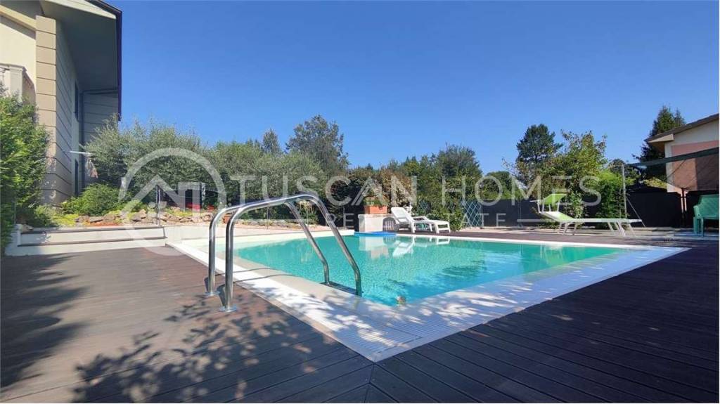 casa indipendente in vendita a Barga