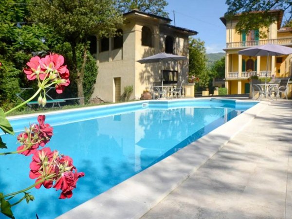 casa indipendente in vendita a Barga