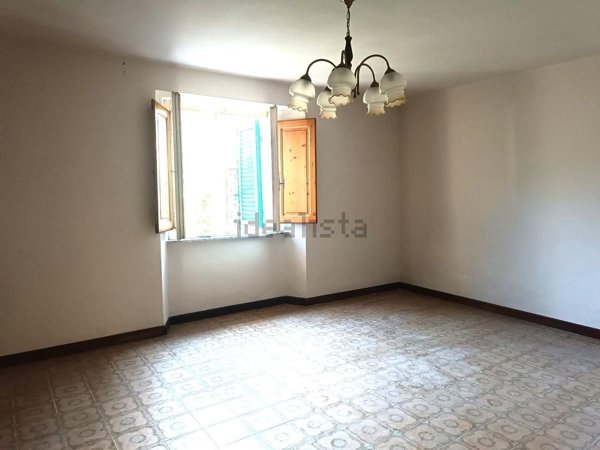 appartamento in vendita a Barga in zona Ponte all'Ania