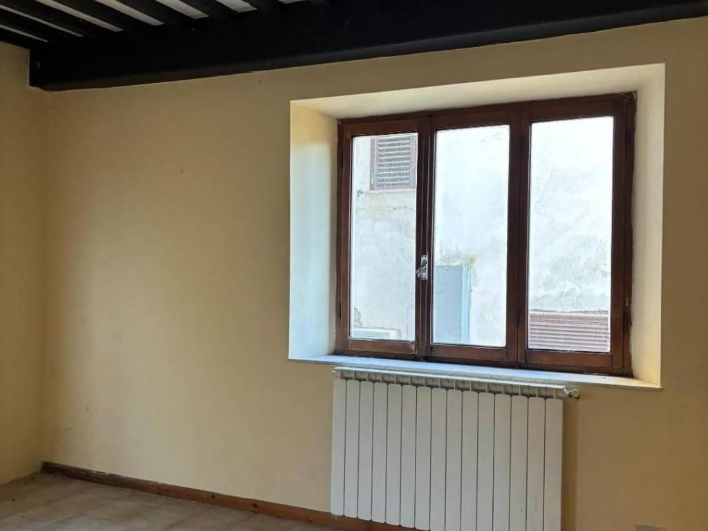appartamento in vendita a Barga in zona Castelvecchio Pascoli