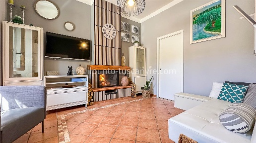 casa indipendente in vendita a Barga