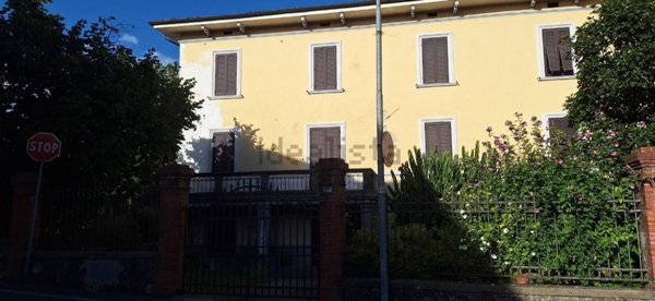 casa indipendente in vendita a Barga