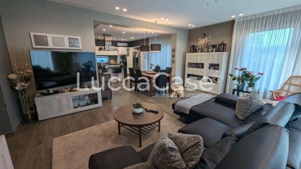 casa indipendente in vendita a Barga in zona Fornaci di Barga