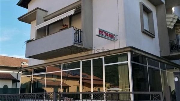 casa indipendente in vendita a Barga