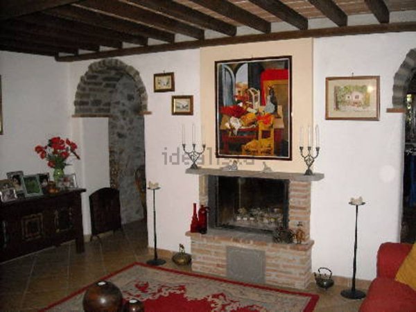 casa indipendente in vendita a Barga