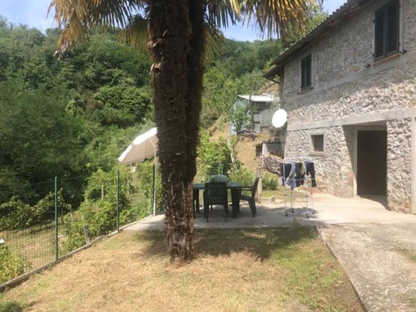 casa indipendente in vendita a Barga