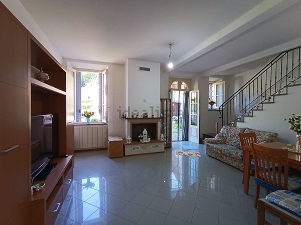 casa indipendente in vendita a Barga in zona Fornaci di Barga