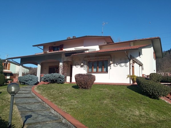 casa indipendente in vendita a Barga in zona Fornaci di Barga