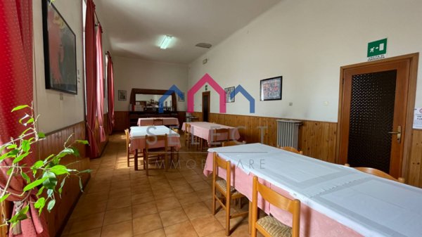 negozio in vendita a Barga in zona Fornaci di Barga