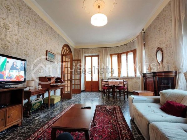 casa indipendente in vendita a Barga