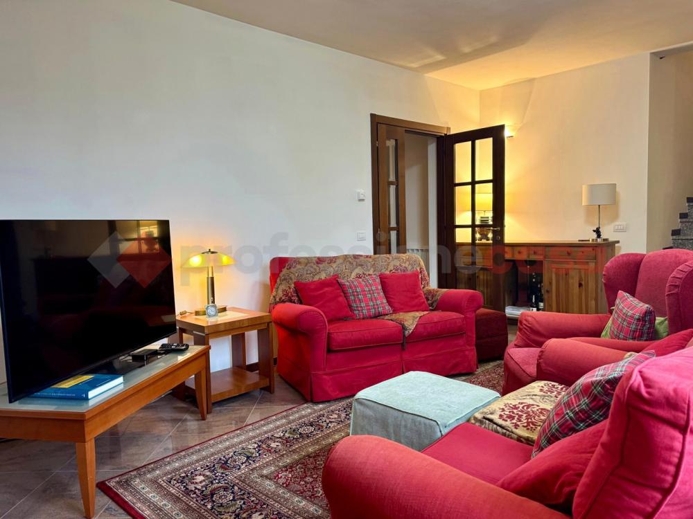 casa indipendente in vendita a Barga