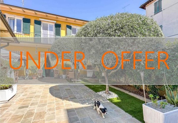 casa indipendente in vendita a Barga