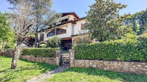 casa indipendente in vendita a Barga in zona Fornaci di Barga