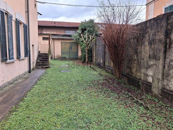 appartamento in vendita a Barga in zona Fornaci di Barga