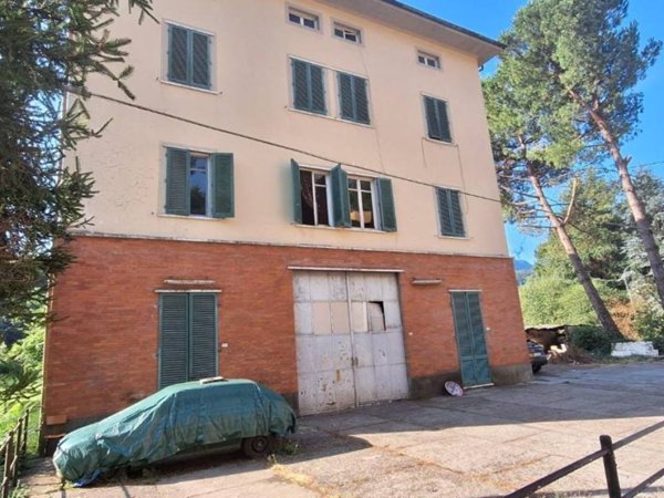 appartamento in vendita a Barga in zona Ponte all'Ania