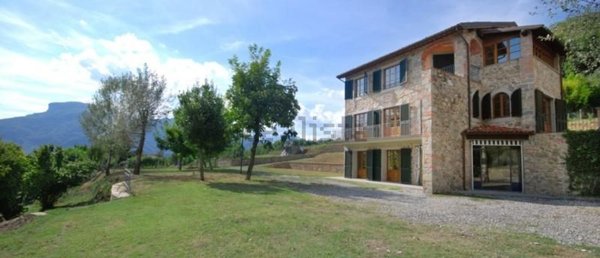 casale in vendita a Barga