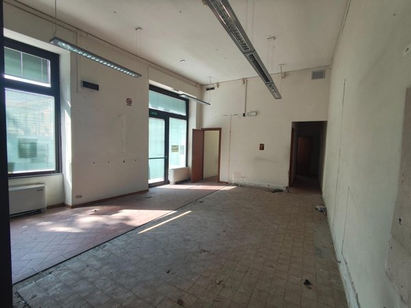 locale commerciale in vendita a Barga