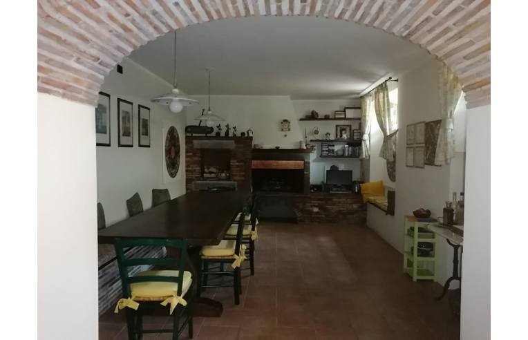 casa indipendente in vendita a Barga in zona Filecchio
