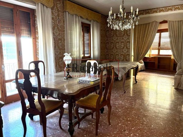 casa indipendente in vendita a Barga