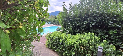casa indipendente in vendita a Barga