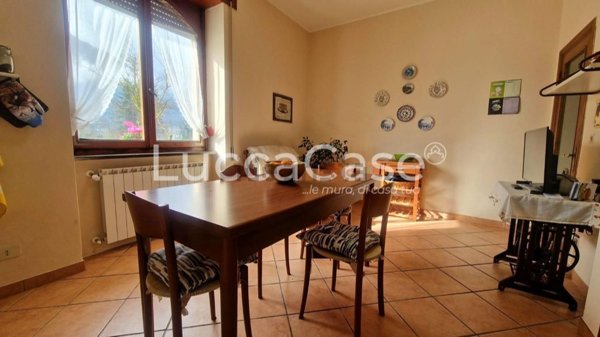casa indipendente in vendita a Barga in zona Fornaci di Barga