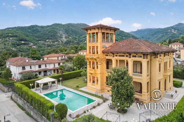 casa indipendente in vendita a Barga