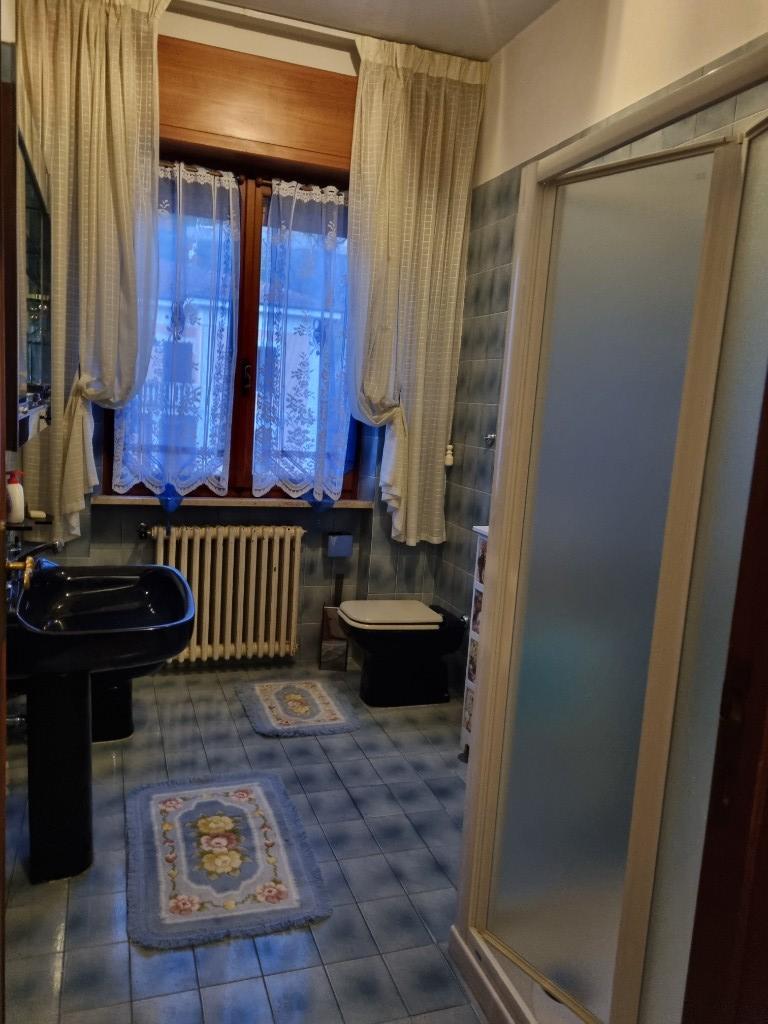 appartamento in vendita a Barga in zona Castelvecchio Pascoli