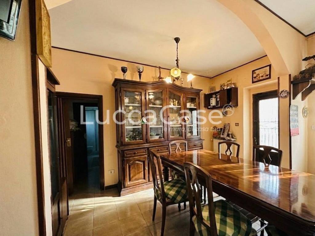casa indipendente in vendita a Barga in zona Ponte all'Ania
