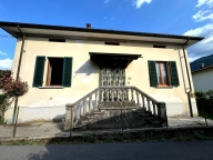 casa indipendente in vendita a Barga in zona Fornaci di Barga