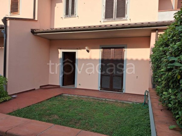 casa indipendente in vendita a Barga in zona Fornaci di Barga