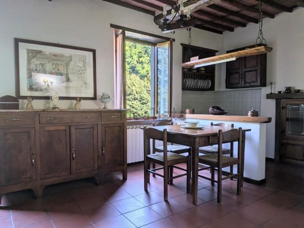 casa indipendente in vendita a Barga in zona Sommocolonia