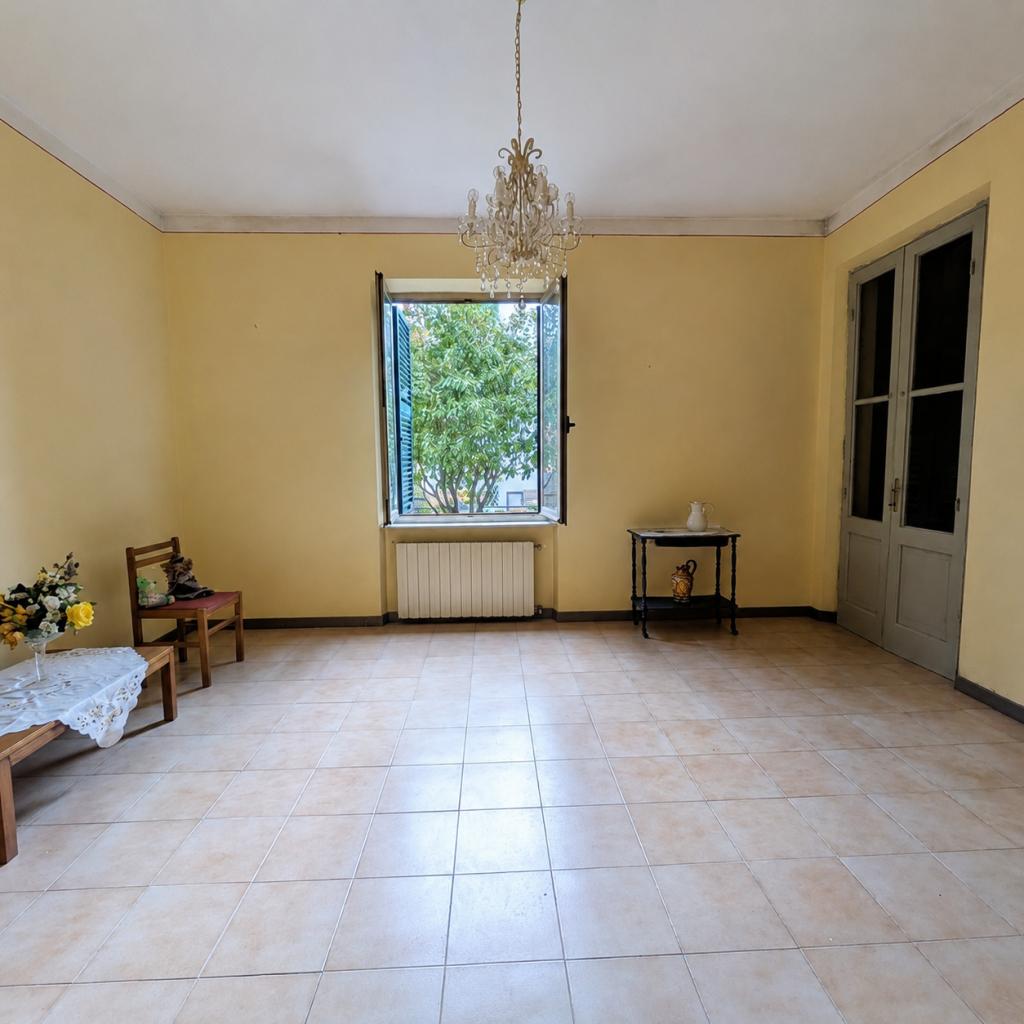 appartamento in vendita a Barga in zona Fornaci di Barga