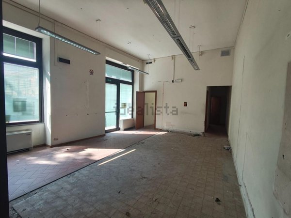 locale commerciale in vendita a Barga