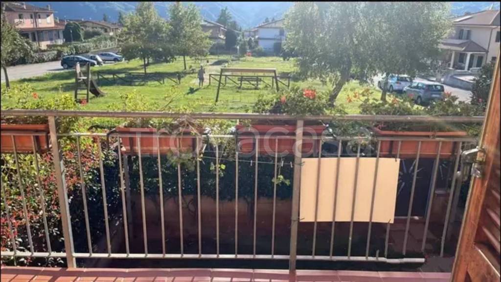 casa indipendente in vendita a Barga