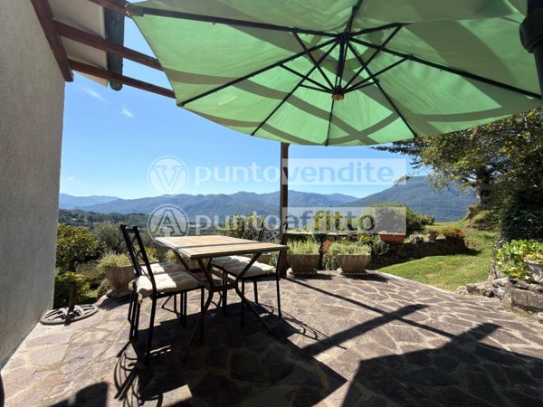 casa indipendente in vendita a Barga in zona Fornaci di Barga