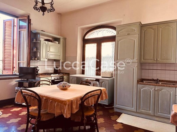 casa indipendente in vendita a Barga